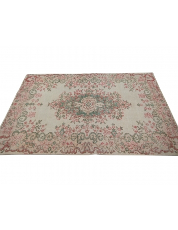 Vintage Floral Turkish Area Rug - 4`0" x 6`7"