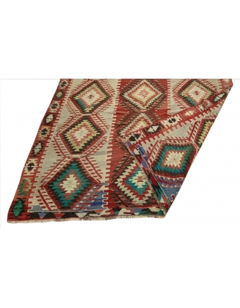 Vintage Handwoven Turkish Kilim Rug - 5`5" x 9`7"