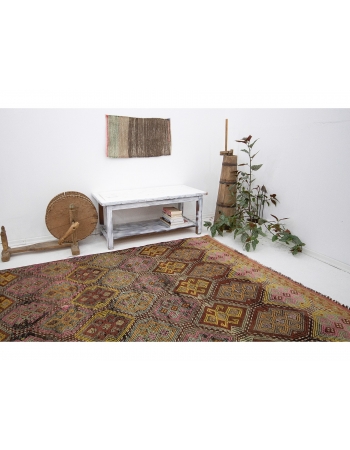 Embroidered Vintage Wool Kilim Rug - 5`7" x 11`10"