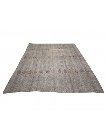 Gray Vintage Embroidered Kilim Rug - 7`1" x 8`6"