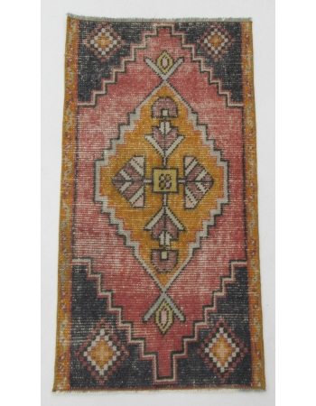 Worn Vintage Mini Rug - 1`7" x 3`1"