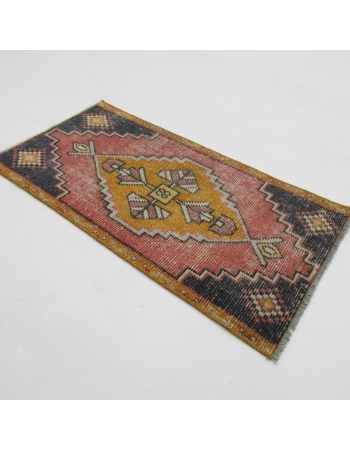 Worn Vintage Mini Rug - 1`7" x 3`1"