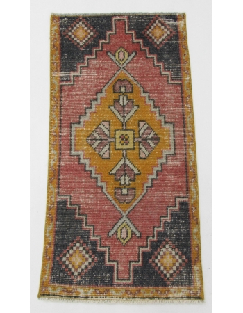 Turkish Mini Vintage Rug - 1`8" x 3`4"