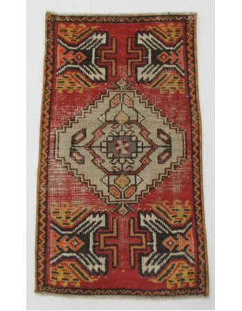 Turkish Decorative Mini Rug - 1`6" x 2`10"