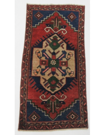 Mini Vintage Turkish Rug - 1`9" x 3`7"