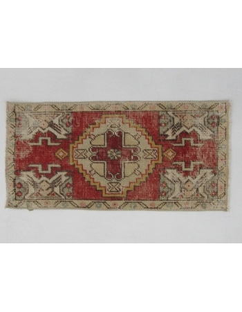 Worn Vintage Decorative Mini Rug - 1`5" x 3`0"