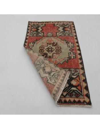 Decorative Mini Vintage Rug - 1`8" x 3`1"