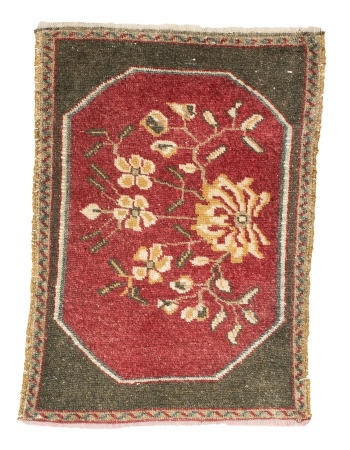 Floral Vintage Mini Turkish Rug - 1`9" x 2`5"