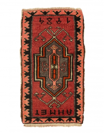 Mini Decorative Turkish Rug - 1`9" x 3`1"