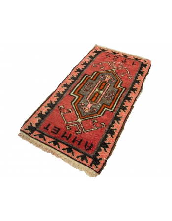 Mini Decorative Turkish Rug - 1`9" x 3`1"