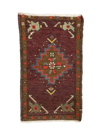 Vintage Mini Rug / Door Mat - 1`7" x 2`7"