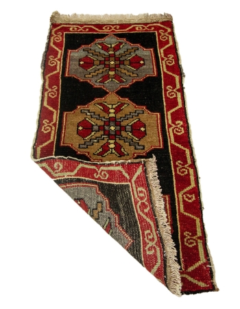 Brown & Red Vintage Mini Rug - 1`8" x 3`3"