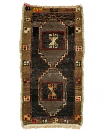 Gray & Brown Mini Rug - 1`10" x 3`4"