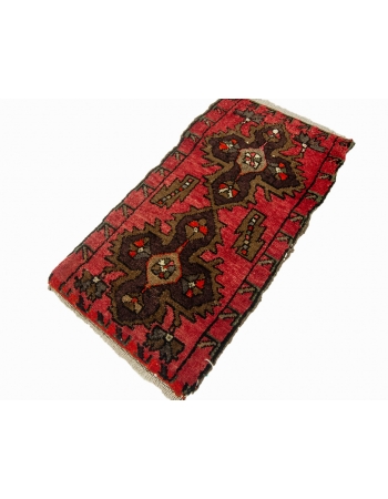 Red & Brown Vintage Mini Rug - 1`6" x 2`9"