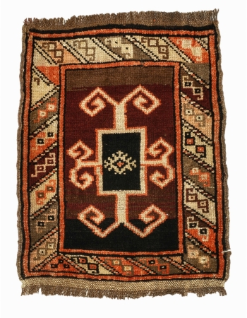 Unique Vintage Mini Rug - 1`10" x 2`4"