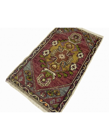 Mini Vintage Decorative Turkish Rug - 1`8" x 2`11"