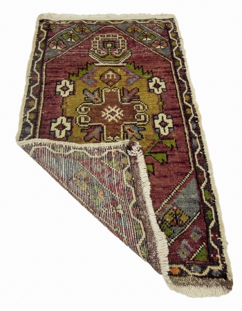 Mini Vintage Decorative Turkish Rug - 1`8" x 2`11"