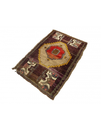 Unique Mini Decorative Vintage Rug - 1`11" x 2`9"