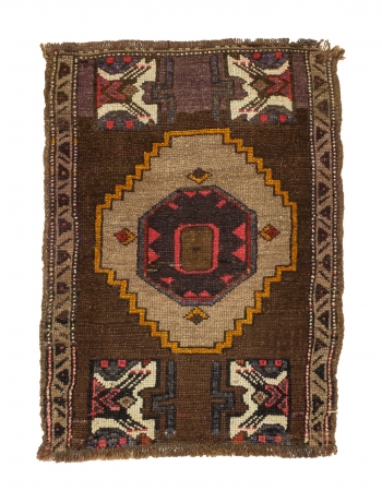 Decorative Mini Vintage Rug - 1`10" x 2`7"