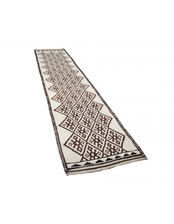 Unique Vintage Cream & Brown Herki Runner - 2`11
