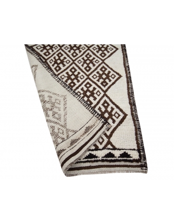 Unique Vintage Cream & Brown Herki Runner - 2`11