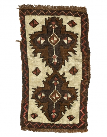 Vintage Mini Turkish Wool Rug - 1`6" x 2`7"