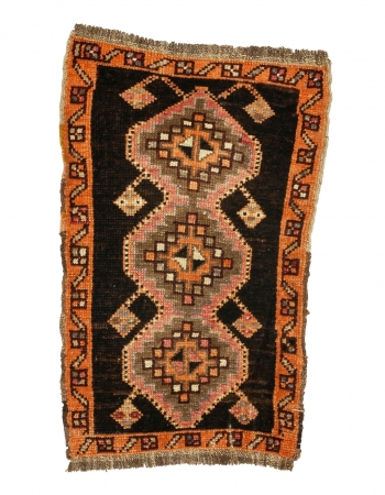 Orange & Brown Vintage Mini Rug - 1`10" x 2`9"