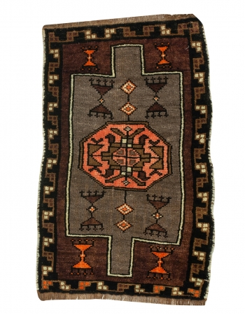 Decorative Vintage Mini Rug - 1`10" x 2`10"