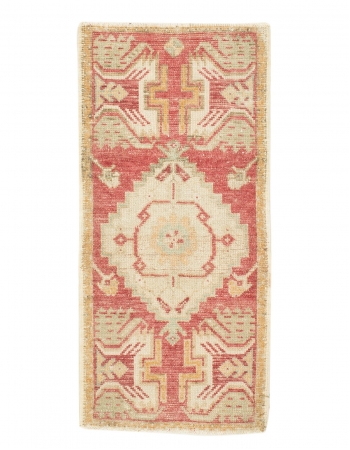 Vintage Mini Washed Out Rug - 1`6" x 3`2"