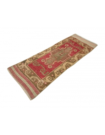 Mini Decorative Washed Out Rug - 1`8" x 4`3"
