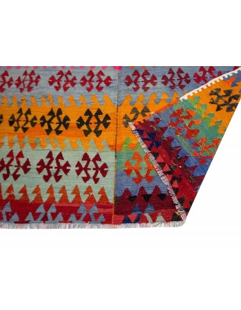 Colorful Vintage Unique Turkish Kilim Rug - 5`9" x 9`11"