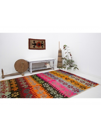 Colorful Vintage Unique Turkish Kilim Rug - 5`9" x 9`11"