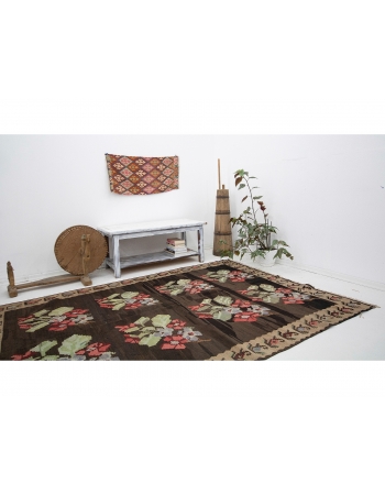 Floral Vintage Turkish Kars Kilim Rug - 5`10" x 8`3"