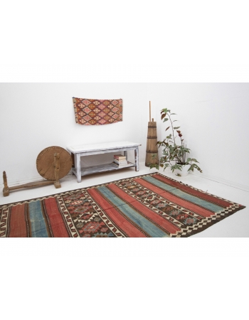 Vintage Decorative Turkish Kilim Rug - 4`10" x 9`7"