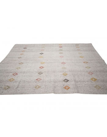 Embroidered Gray Vintage Kilim Rug - 7`4" x 10`6"