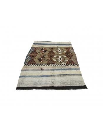 Unique Decorative Vintage Small Kilim Rug - 4`10" x 5`9"