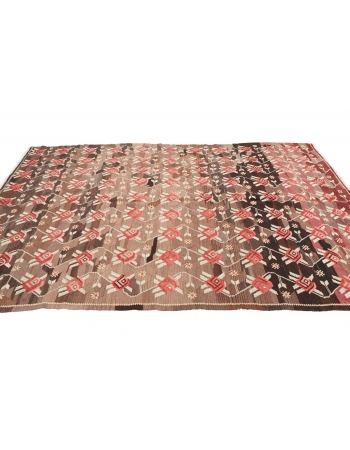 Vintage Decorative Turkish Kilim Rug - 6`0" x 10`0"