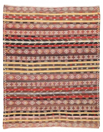 Vintage Embroidered Kilim Rug - 7`7" x 9`4"