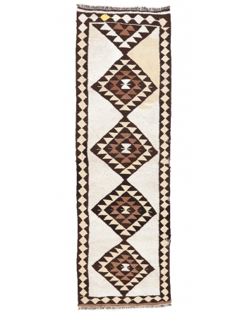 Vintage Neutral Kilim Runner - 2`9" x 8`6"