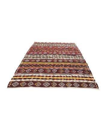 Embroidered Vintage Kilim Rug - 6`11" x 9`0"