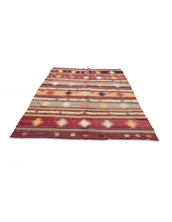 Vintage Handwoven Turkish Kilim Rug - 5`11" x 9`2"