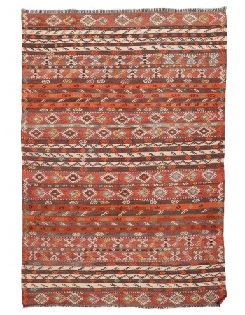 Embroidered Vintage Kilim Rug - 6`8" x 8`11"