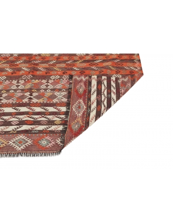 Embroidered Vintage Kilim Rug - 6`8" x 8`11"