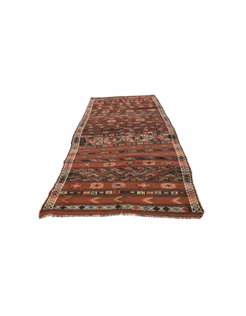 Embroidered Vintage Turkish Kilim Rug - 4`6" x 10`10"