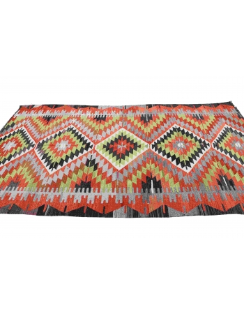Vintage Turkish Wool Kilim Rug - 5`0" x 9`10"