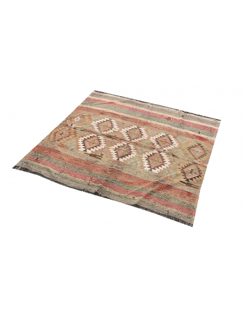 Vintage Decorative Smal Kilim Rug - 4`0