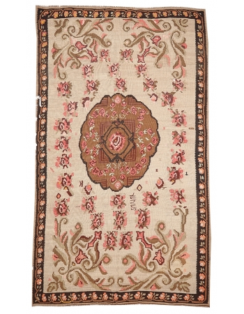 Floral Large Vintage Kars Kilim Rug - 6`9" x 11`5"