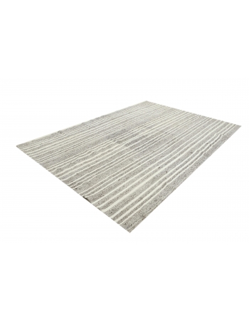 Gray & White Large Vintage Kilim Rug - 7`9