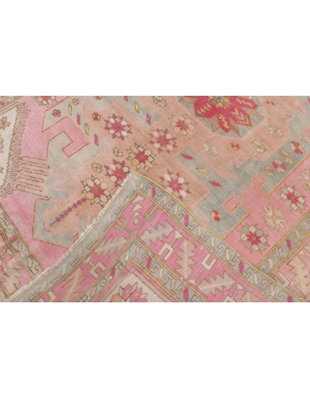 Washed Out Vintage Caucasian Rug - 5`0