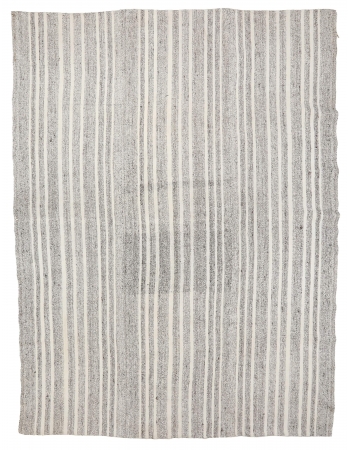 Gray & White Large Vintage Kilim Rug - 7`9" x 10`6"